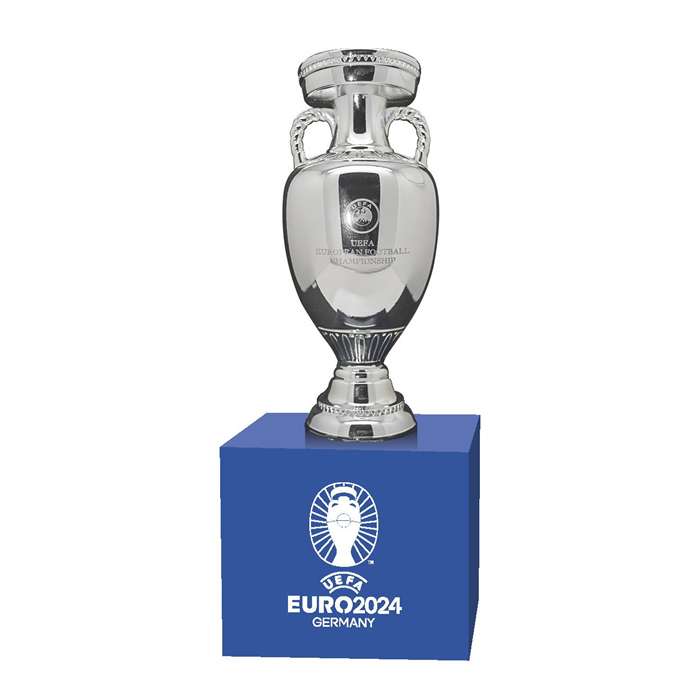 EURO-Pokal auf Podest 150 mm